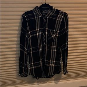 Rails black and white flannel. Very soft material!